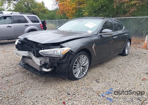 2021 Genesis G70 2.0T Awd z USA, uszkodzony, nr VIN KMTG34LA8MU072372